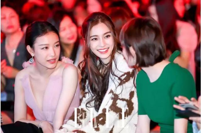 明星|嘴里“整套房”？那些追求“一口大白牙”的明星们，如今怎样了？