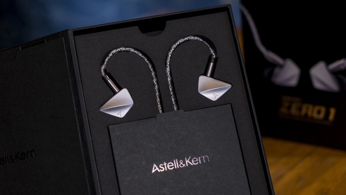 耳机|Astell&Kern ZERO 1 耳机上手玩