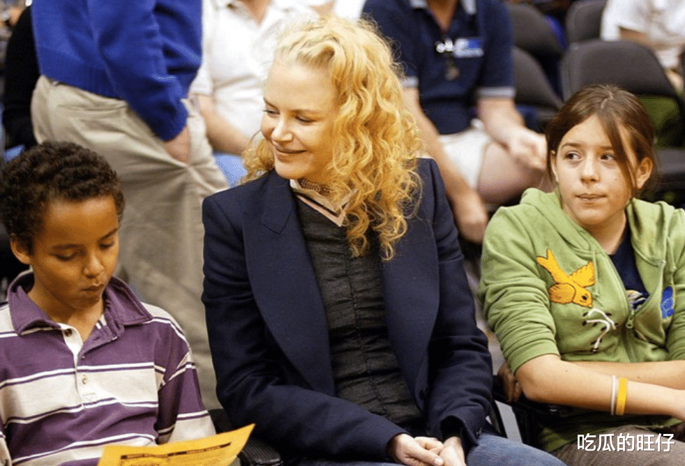 戴安娜|妮可基德曼好美!把阿汤哥衬托成保镖,和戴安娜同框,比她亮眼