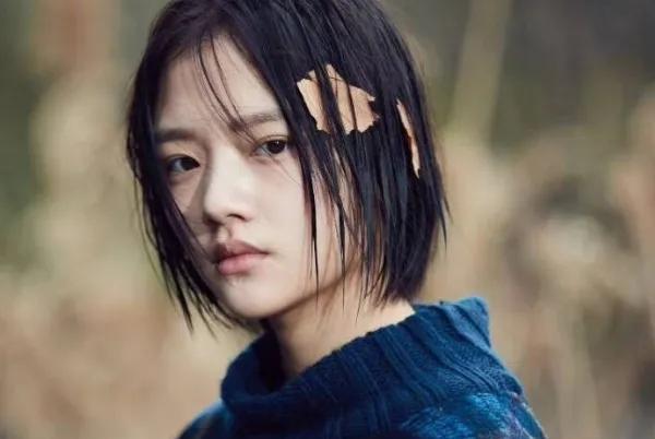 李一桐|23岁任敏被质疑轧戏，合作男主从肖战到李现，资源直逼一线小花