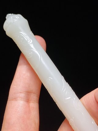 和田玉籽料|清乾隆 和田玉籽料 脂白玉 嵌碧玉 云龙纹毛笔 笔杆