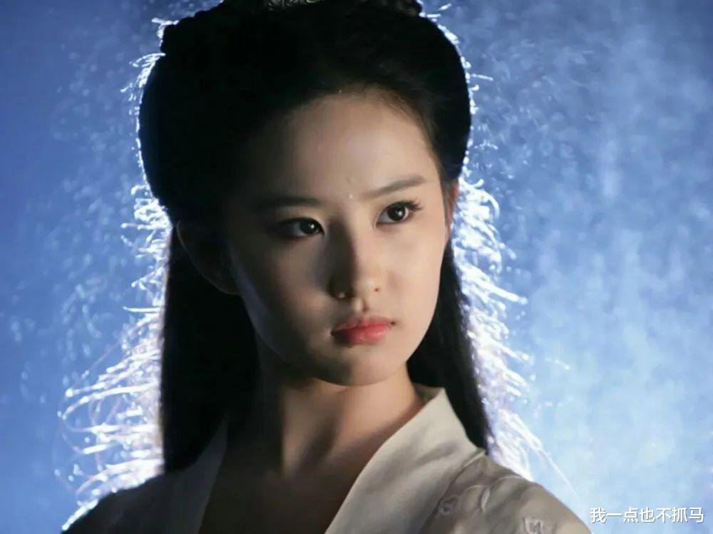 刘亦菲|她是古装天花板，深陷“堕胎”、被包养丑闻，网友：清纯仙女也堕落