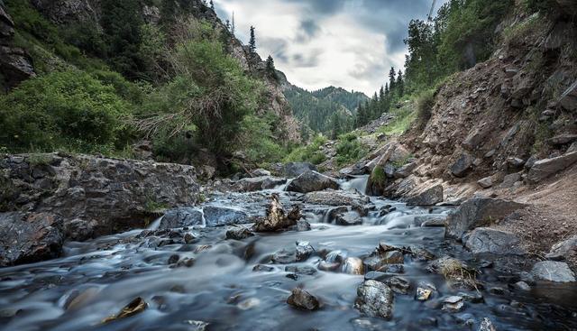 干旱|洞庭湖水逐渐消失，一月内减少三分之二，会成为下一个罗布泊吗？
