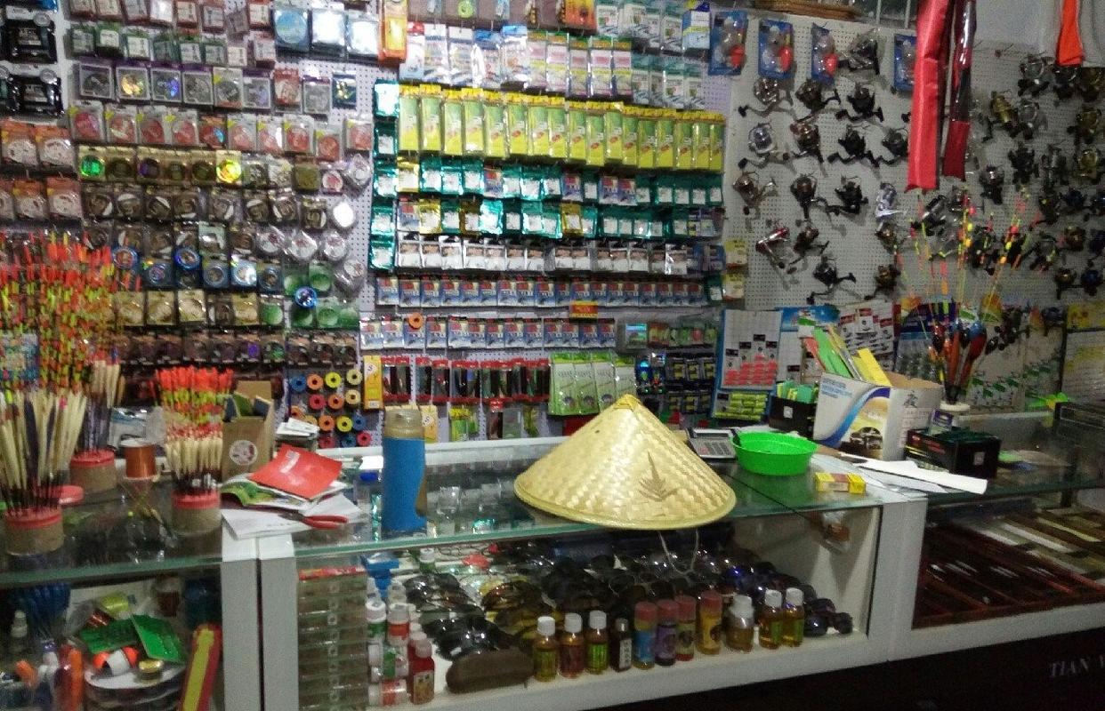 灵敏度|钓鱼人开渔具店,有赚吗?过来人:连门面租金都交不起