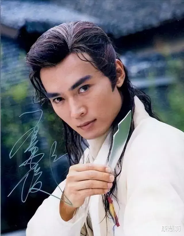 李连杰|年轻时帅气英俊，老了却丑得千奇百怪，这8位男星一个比一个可惜