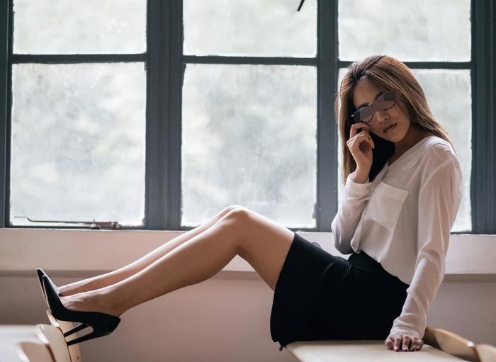 案例回顾:大学女老师出轨黑人学生,惨遭路人偷拍,最终引发血案