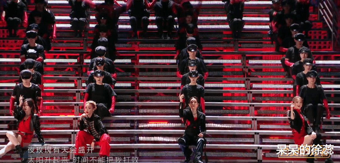 金晨|《乘风破浪》一代师姐霸气夺冠，金晨表现亮眼，为啥当年没成团？