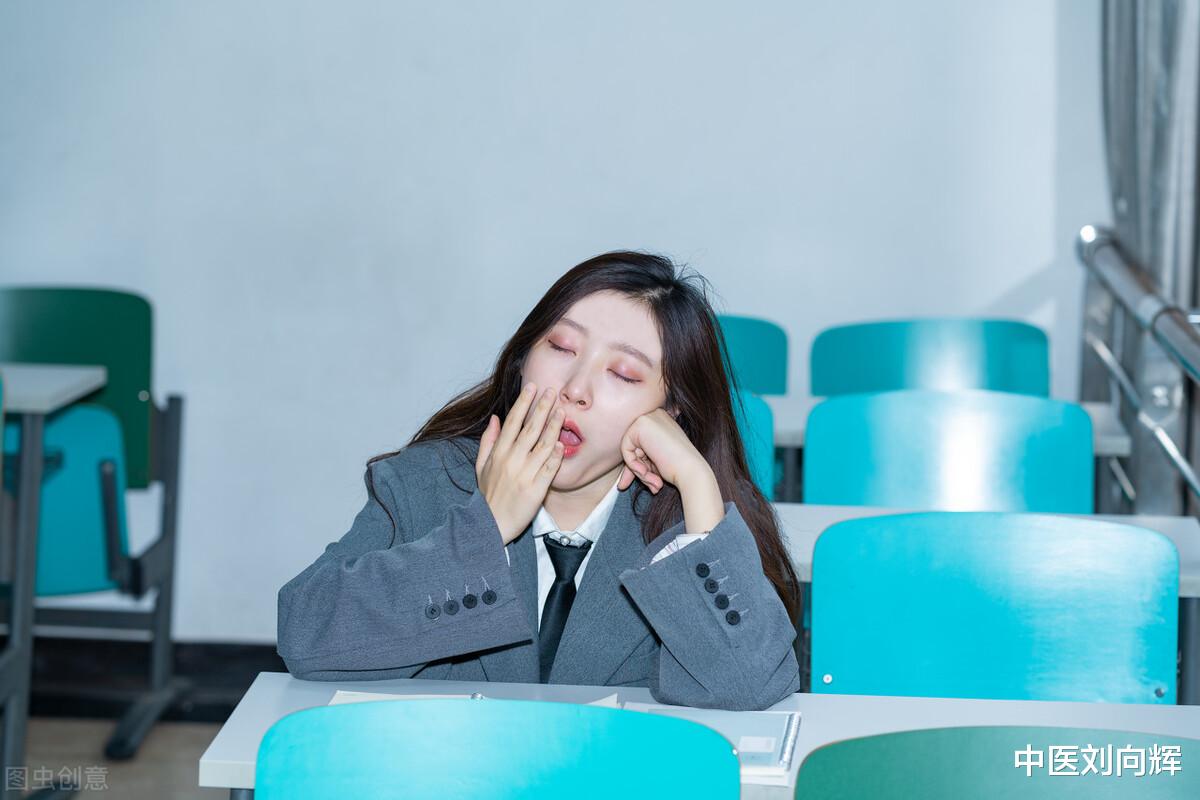 中药|夜尿频惹人烦?简单三味中药冲泡代茶饮,益气固肾,解除起夜烦恼