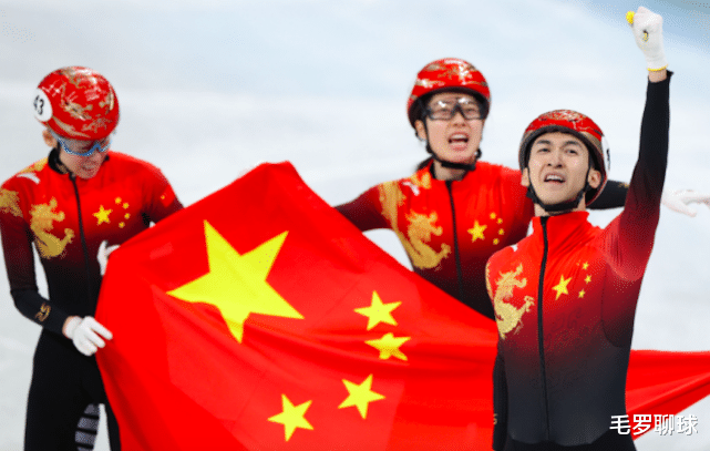 |丢人现眼三连击！韩国无缘8强甩锅中国队，拒绝采访失态闹大笑话