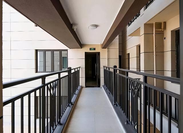 商品房|为什么很多人搬离“一梯两户”?内行人道5个缺点,住过的人都懂