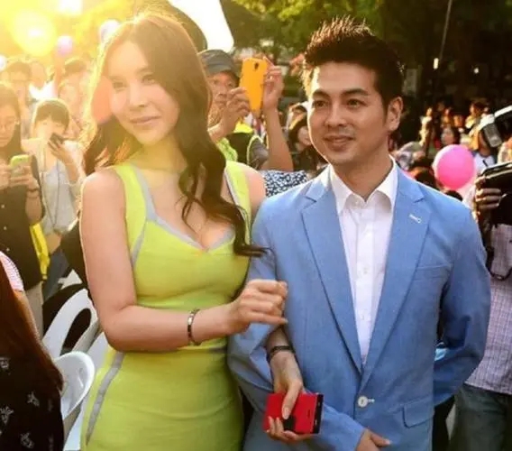 河莉秀|24年前，因为男友一句话做了变性手术的女星河莉秀，如今后悔吗？