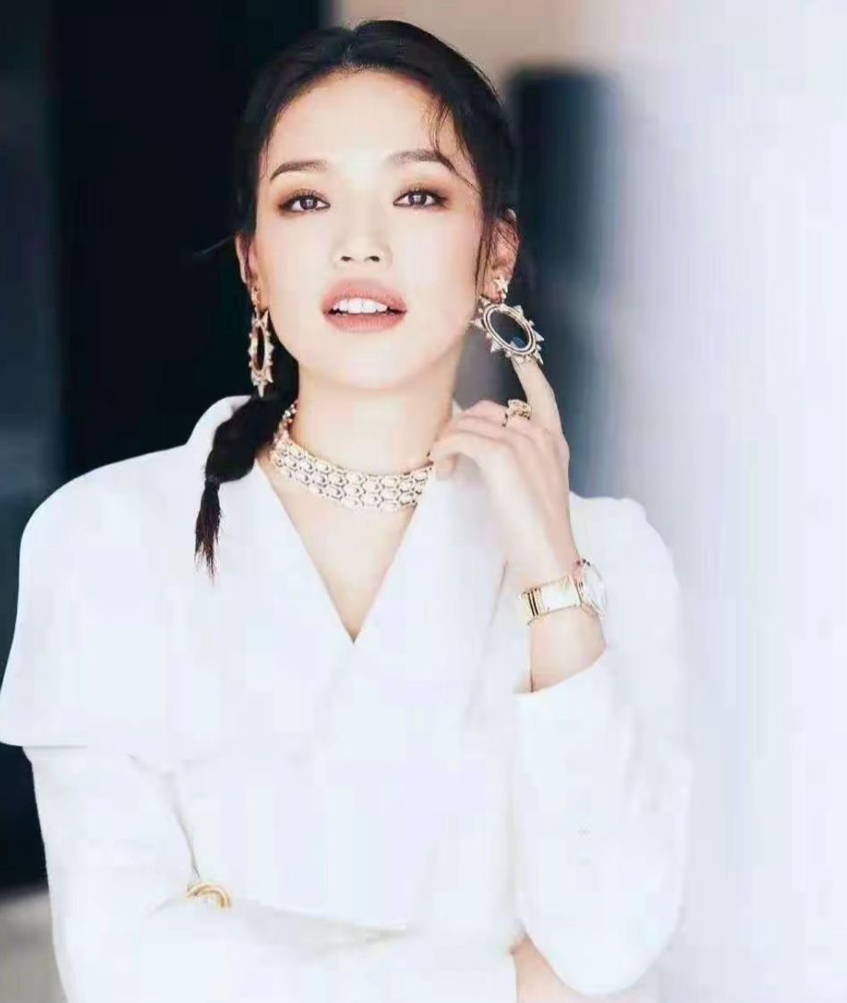 高级脸 网红脸不流行了,有这3个特征的“高级脸”才耐看,老了更有气质