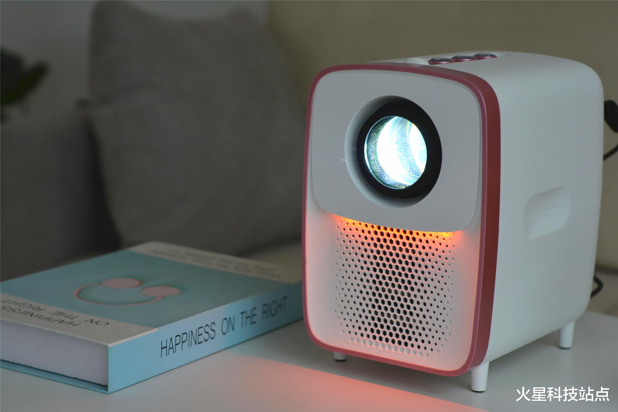 Windows|1080P分辨率，支持語音控制，國產(chǎn)刻刻D5智能投影評測