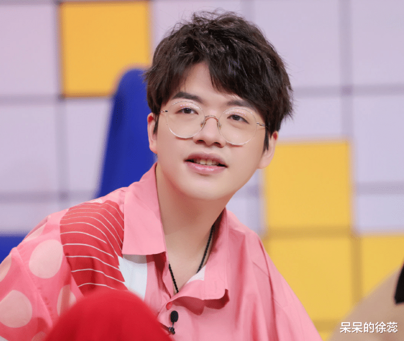 谢楠|《三个少年》播出六期,观众评价还是两极分化,问题出在哪?