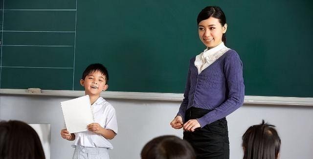 培训机构|教育行业迎来“下岗潮”，毕业生或面临转行，未毕业学生做好准备