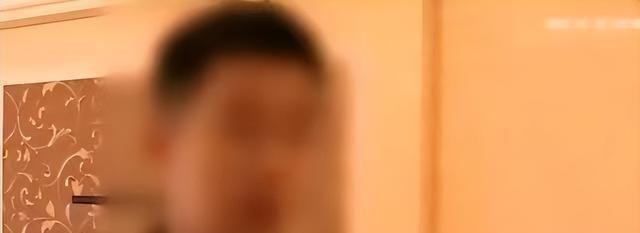 回顾:男子高价娶空姐,婚前发现床单有白色水渍,调监控得知真相