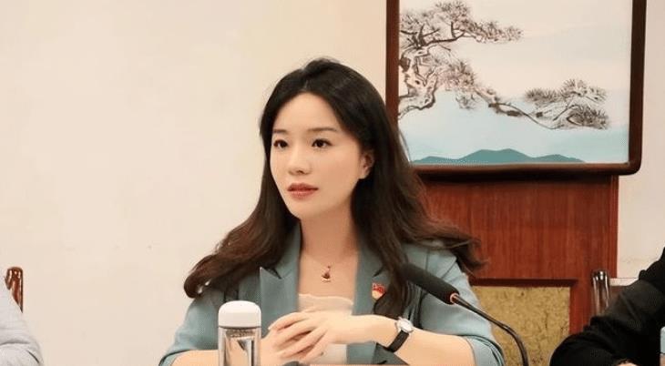 汤唯|戴副局长与她的六任情夫！