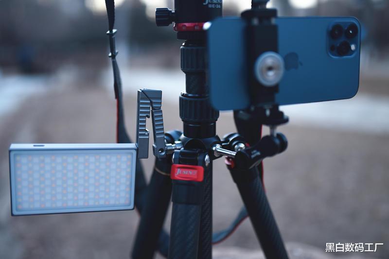 碳纤维|便携出行,出图效率重量极轻-佳鑫悦碳纤维反折三脚架