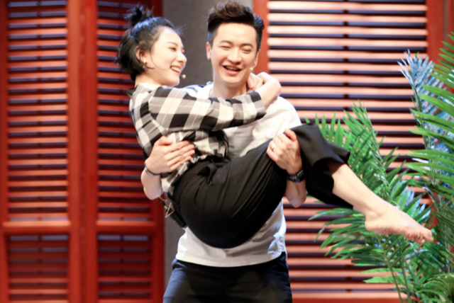 刘璇|体操冠军，22岁退役转投娱乐圈，婚后儿女双全，今42岁似少女