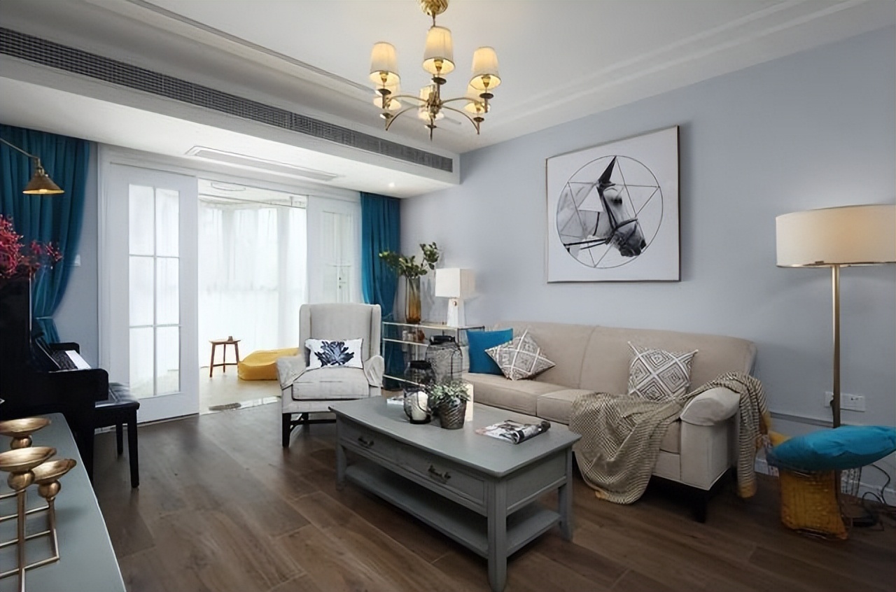 75平简约美式风两居室，餐厅设计实用又很时尚