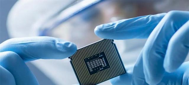 芯片|美企断供以为能拿捏中国，我国减少进口，240亿枚芯片成电子垃圾