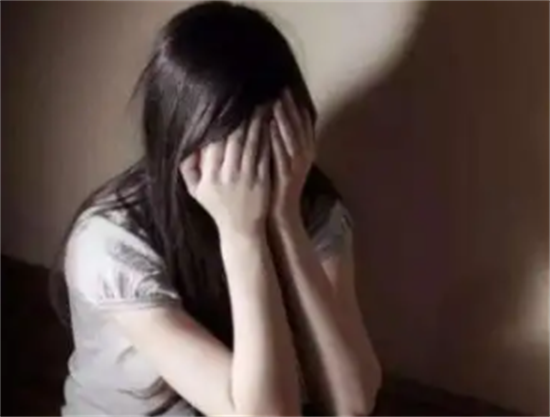 回顾广西一女子回家途中惨遭劫杀,司机:只怪她长得太漂亮了