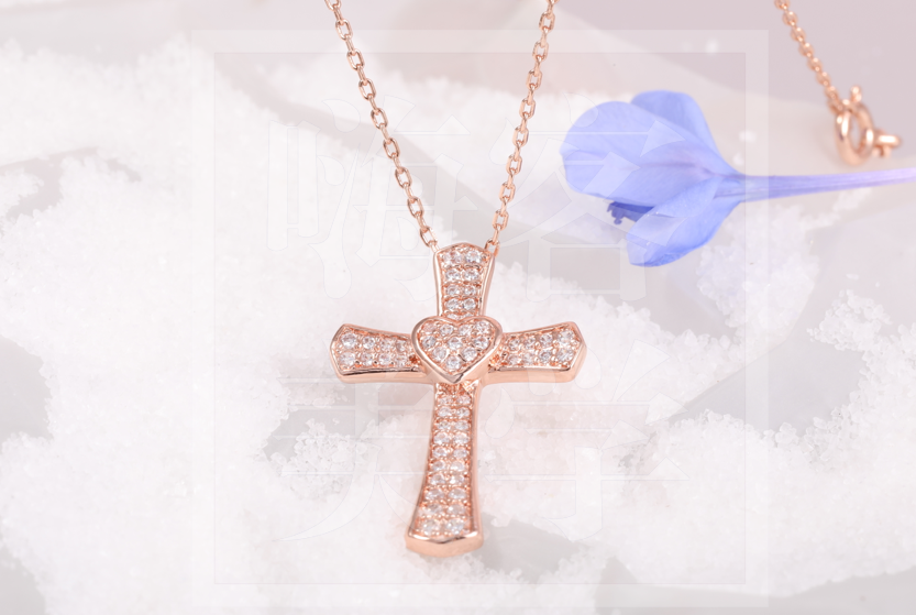 护肤 入了那么多款首饰,学会怎么搭配了吗?