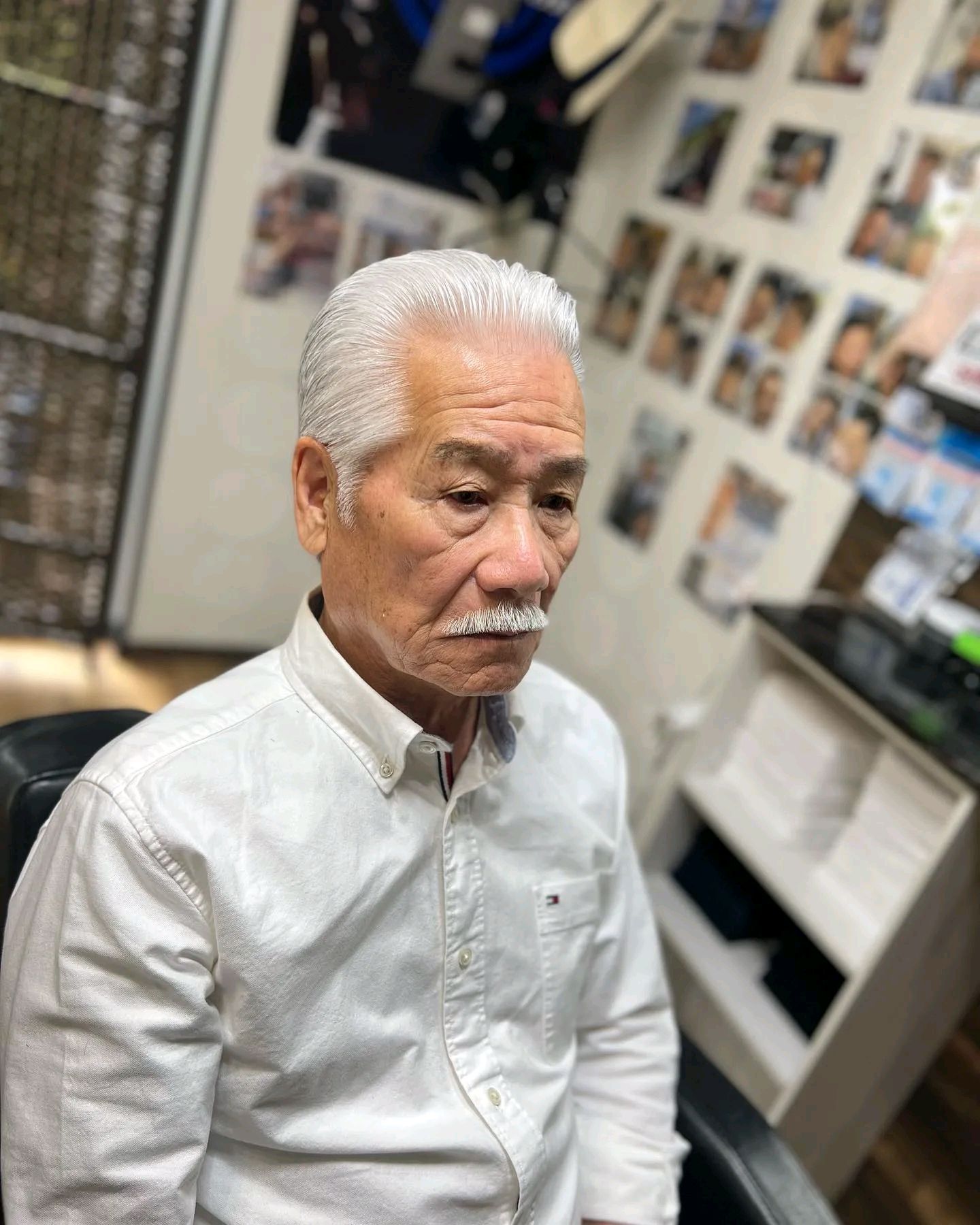 苦瓜 别剪锅盖头了，这才是当下最火的男士发型，周边光潮流发色很百变