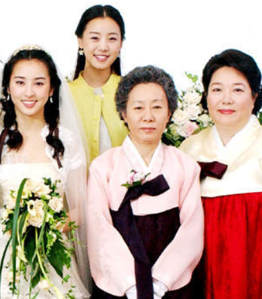 中国奇谭|杨喜京将步入古稀之年 出演澡堂老板家的男人们 热爱演戏甘当绿叶