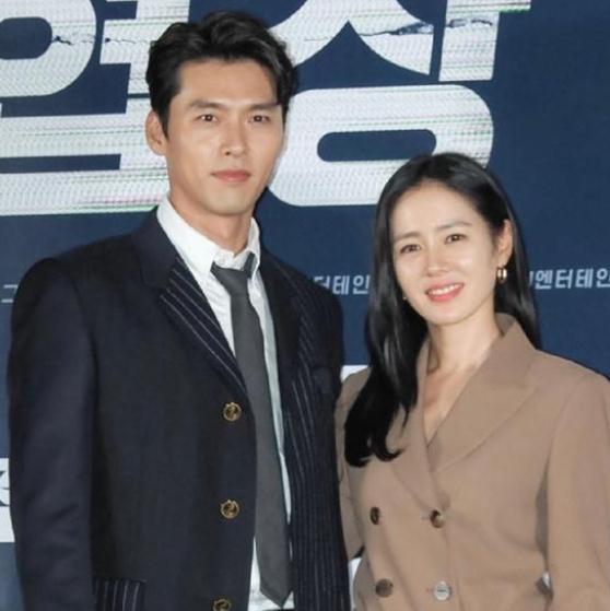 孙艺珍|准新娘孙艺珍写真曝光，镂空衣秀身材，40岁怼脸拍皮肤零瑕疵