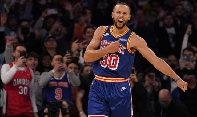 斯蒂芬·库里|库里称羡慕库明加待遇,暗讽NBA针对自己,他从未享受过巨星待遇