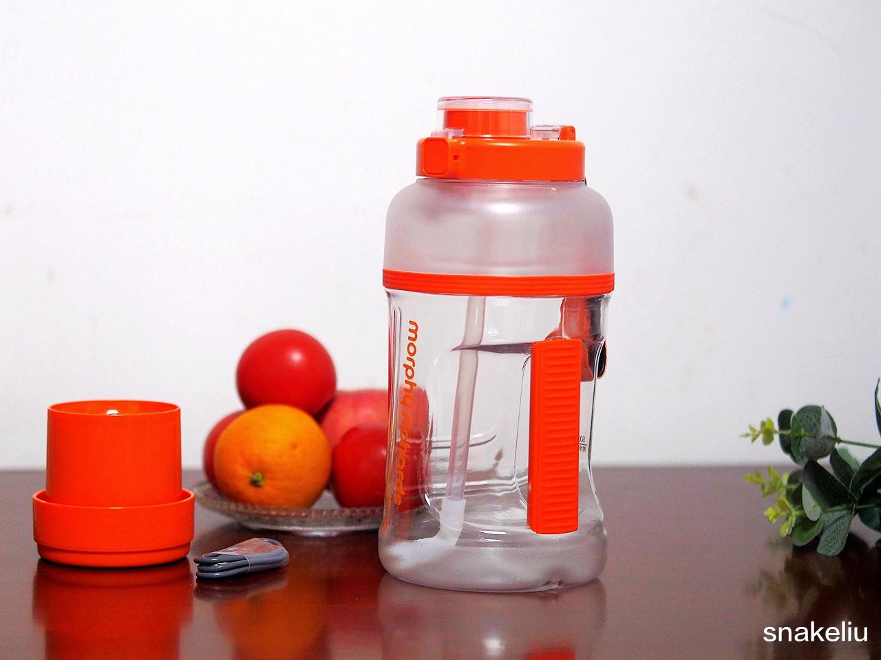 夏天有神器，榨汁补水两不误--摩飞小胖吨榨汁桶横空出世啦~