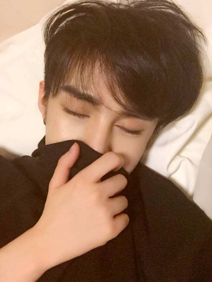 娱乐圈|瞅瞅娱乐圈这清一色的烤瓷牙,上头~