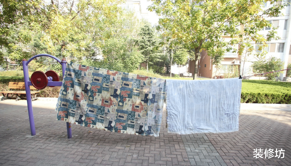 天黑前,为什么要把衣服收进屋,不是老观念,是老人的忠告