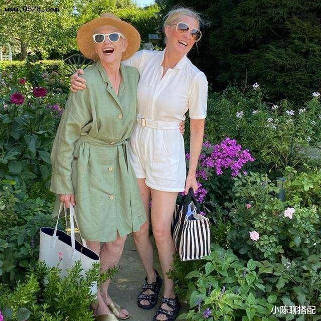 穿衣搭配 50+的女人,“扮嫩”才好看,满脸皱纹也可以穿出少女感
