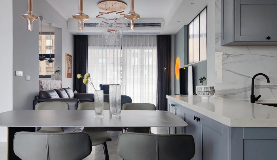 160㎡轻美式，自带氛围感的灰蓝色，营造浪漫的顶楼跃式！