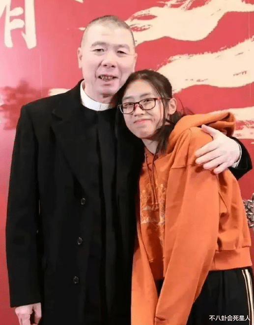 冯小刚|冯小刚定居美国住豪宅,陈凯歌让儿子改回中国籍,格局高下立现!