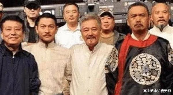 赵本山|赵本山势力有多强?一张合影看的明明白白,华仔和周润发靠边