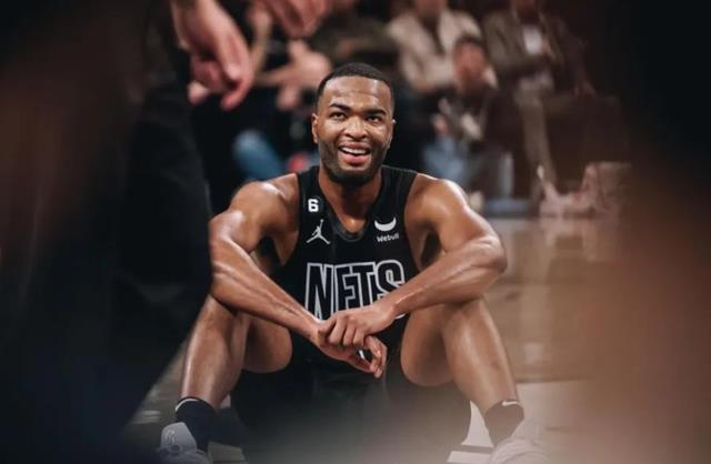 8中6，替补登场狂轰14分！50+园区战神，不仅仅是角色球员