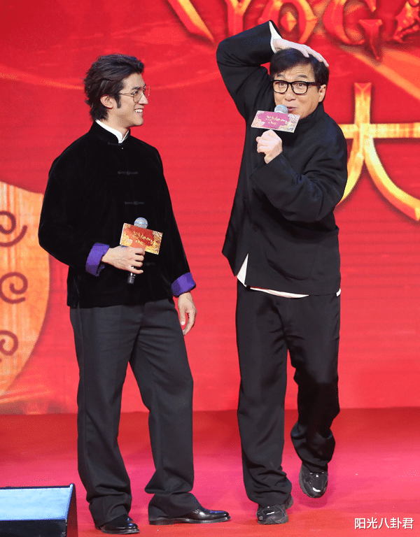 帅哥|看脸以为个子高,看身材以为是帅哥,这6位男星,外形反差太大了