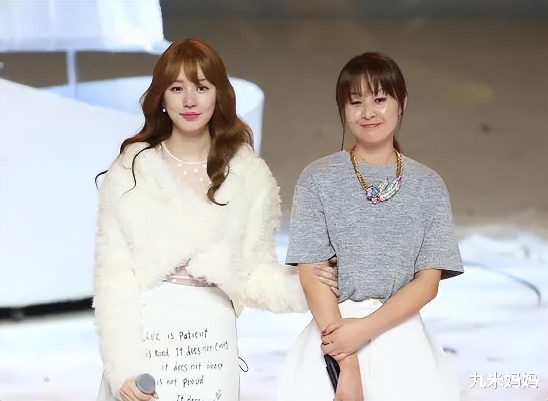 尹恩惠|尹恩惠晒怼脸自拍，网友质疑其嘴唇线条不自然，怀疑其又整容