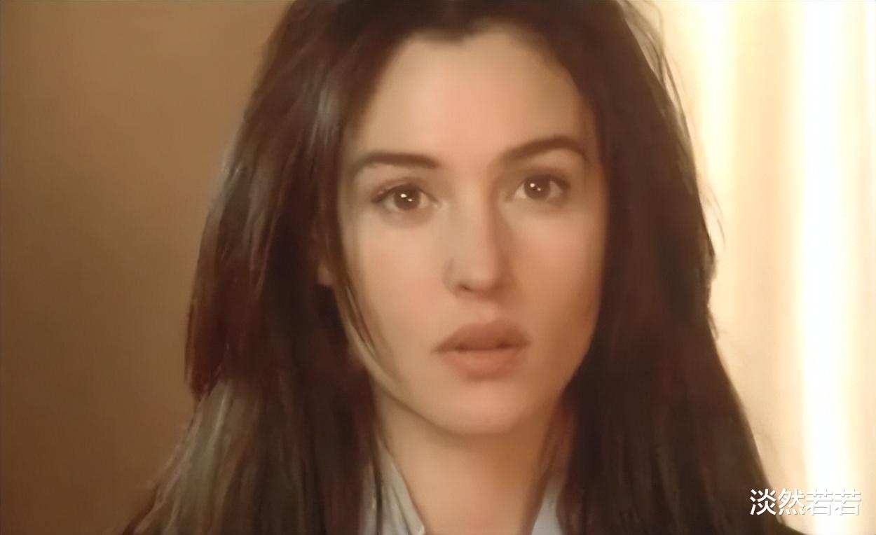 邓文迪|世界影坛的顶尖美人！从“地球球花”到“法兰西之吻”，个个绝色