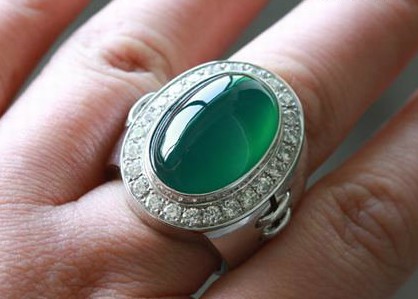 翡翠|新手必看!3分钟让你掌握翡翠的绿色等级划分