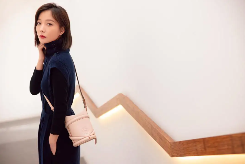 王珞丹|撞脸白百合的王珞丹,从“金鹰女神”到如今,她都经历了什么?