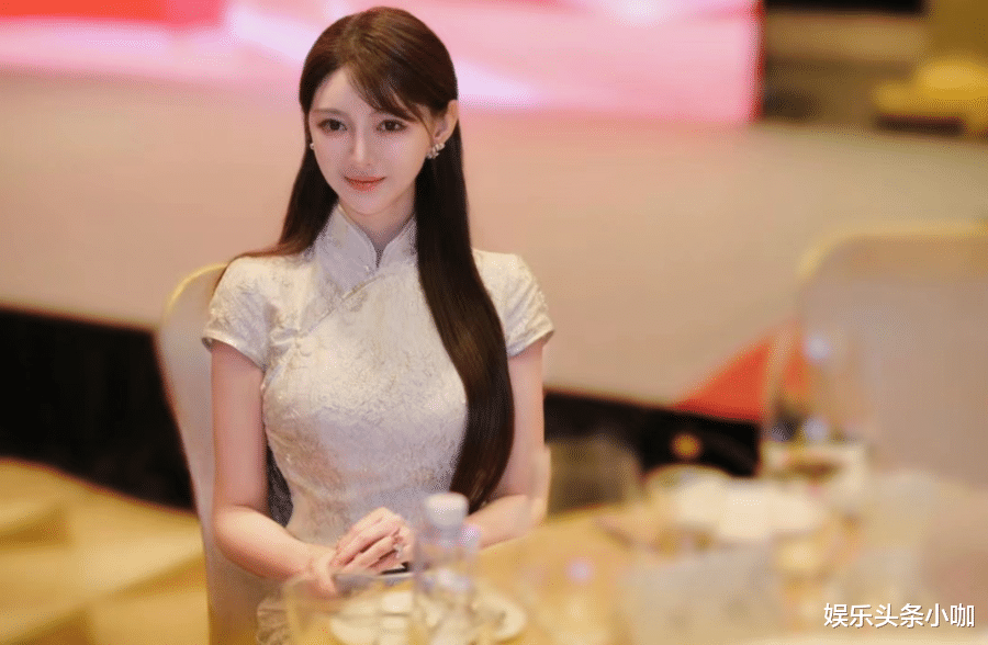 |和女网红在一起了?这才刚离婚啊!