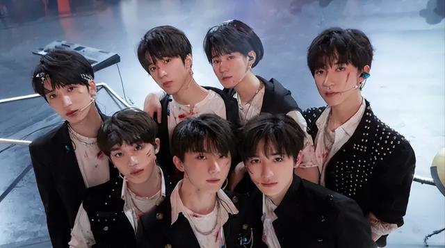 时代少年团|时代少年团私物被高价出售,一个纽扣戒指两万,网友:想钱想疯了