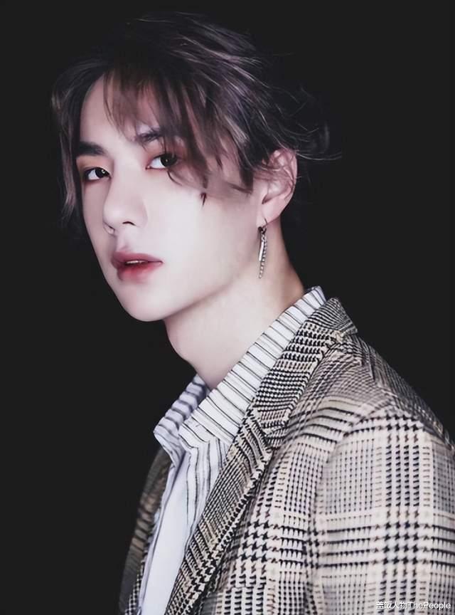 明星|男星逐渐“娘化”,“生殖崇拜”盛行,内娱这颗“毒瘤”该戳爆了