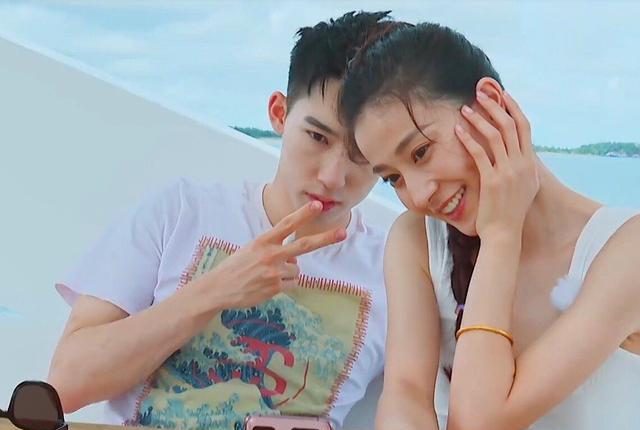 张豆豆|体操女神张豆豆因挺胸照走红！秀高难度一字马，不进娱乐圈考北体