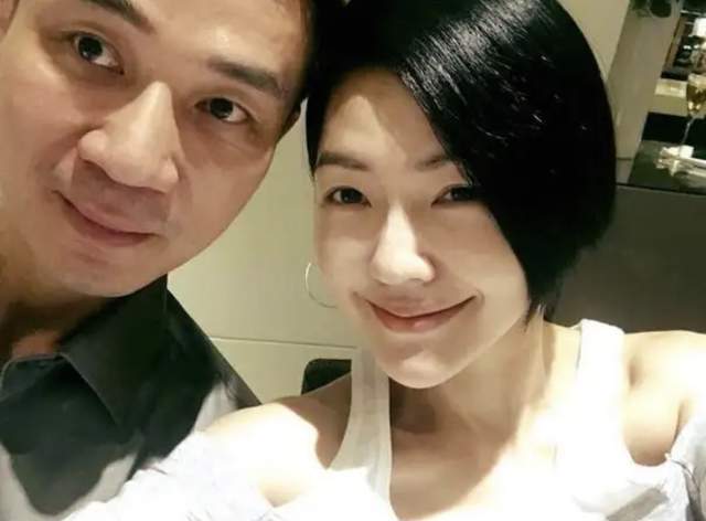 小S|小S老公情人疑曝光！知情人透露女方是96年美女，住豪宅养私生子