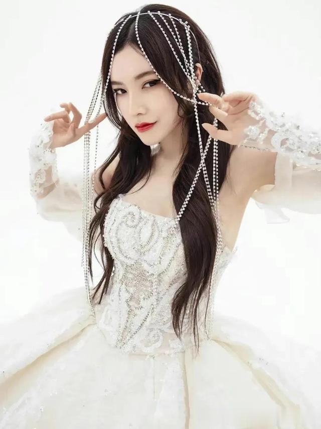 戴燕妮|歌手·影星戴燕妮——惊艳写真